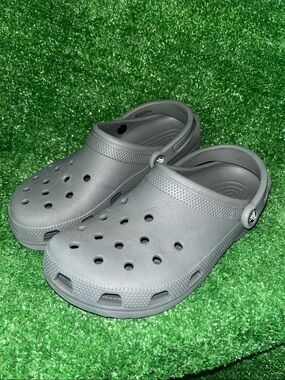 Crocs Classic Clog Gray Unisex Shoes Men 7 Women 9 Slip On Comfort Sandal Casual